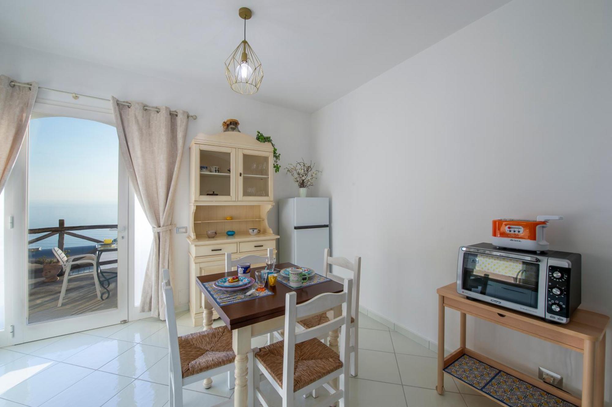 Aria Di Mare,Near Elevator, Few Steps, Parking, Garden Apartment Позитано Екстериор снимка